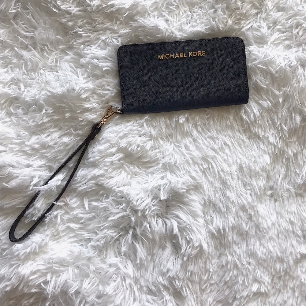 NWOT Michael Kors Wristlet